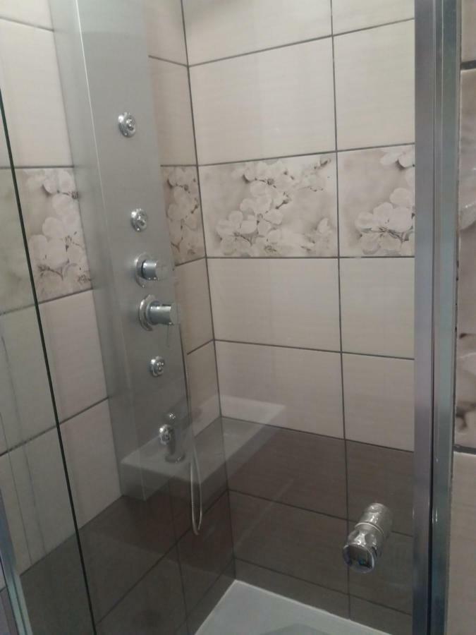 Neptun Apartman Domsod Екстериор снимка